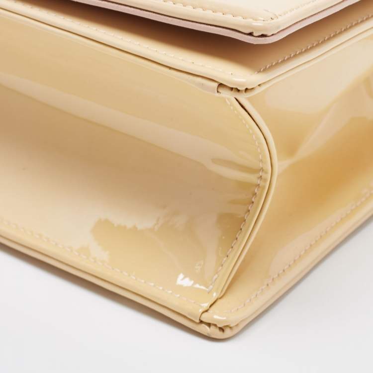 Pre Owned Dior Beige Patent Leather Medium Diorama Shoulder Bag