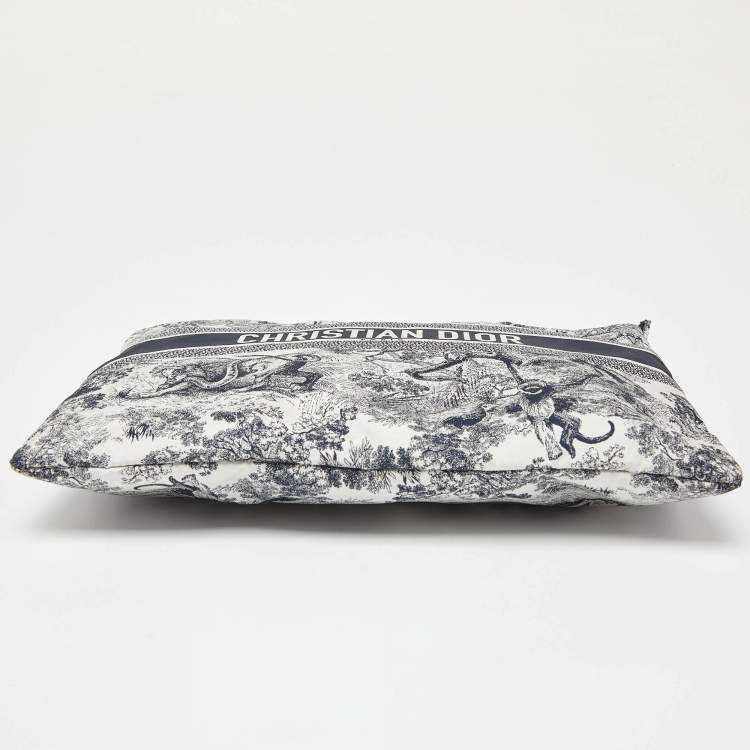 Pre Owned Dior Blue Technical Fabric Diortravel Zipped Pouch