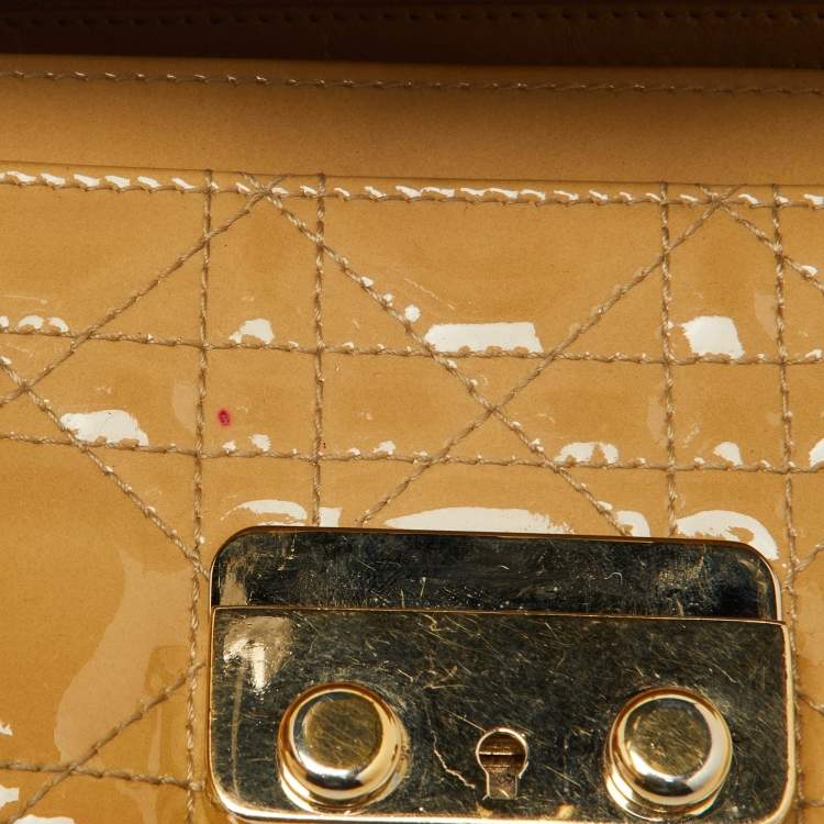 Pre Owned Dior Beige Cannage Patent Leather New Lock Wallet on Chain