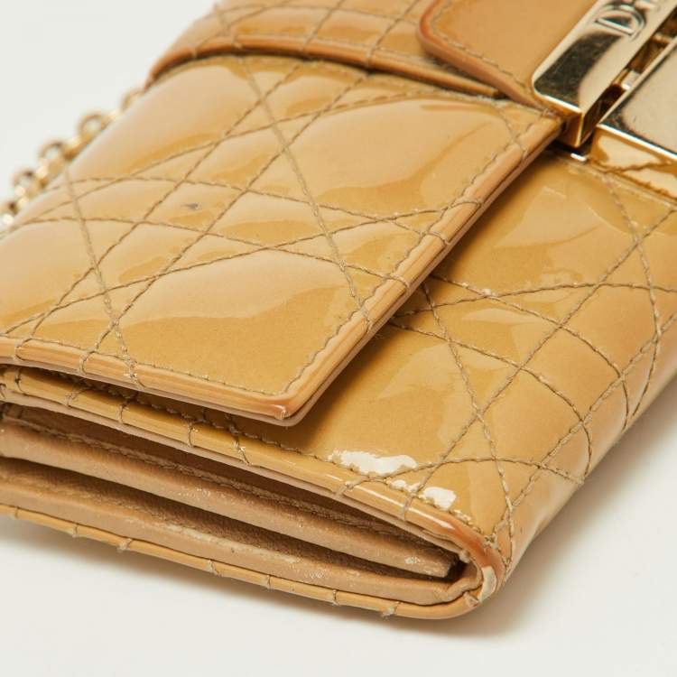 Pre Owned Dior Beige Cannage Patent Leather New Lock Wallet on Chain