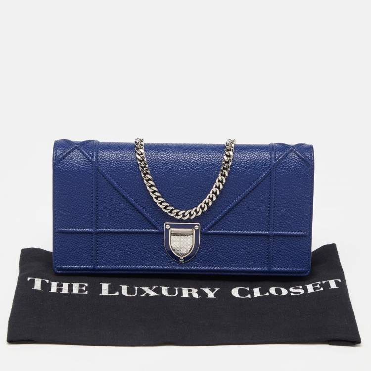 Pre Owned Dior Navy Blue Leather Diorama Wallet On Chain