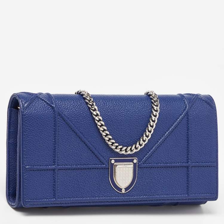 Pre Owned Dior Navy Blue Leather Diorama Wallet On Chain