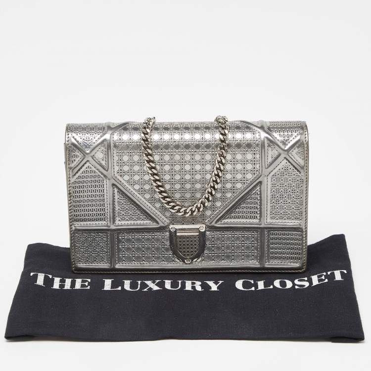 Pre Owned Dior SIlver Micro Cannage Patent Leather Diorama Wallet On Chain