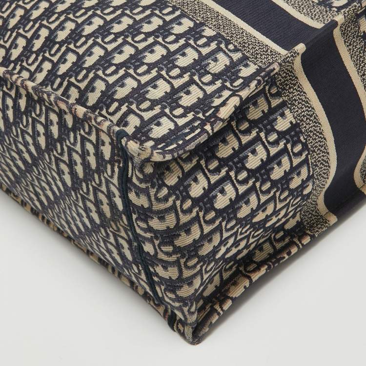 Pre Owned Dior Navy Blue Oblique Embroidered Canvas Large Book Tote