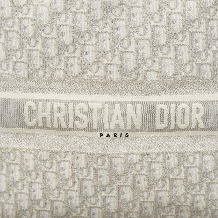 Pre Owned Dior Grey Oblique Embroidered Canvas Large Book Tote