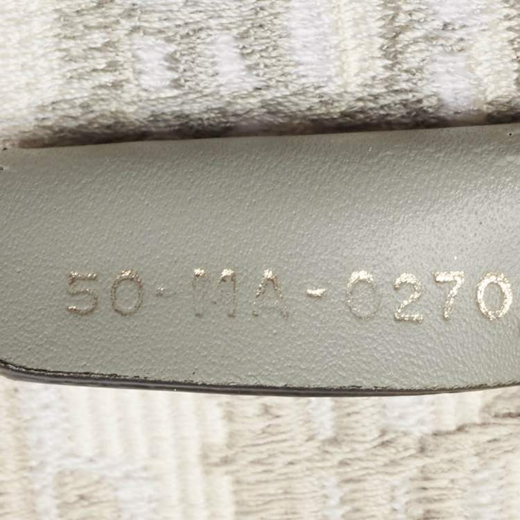 Pre Owned Dior Grey Oblique Embroidered Canvas Large Book Tote
