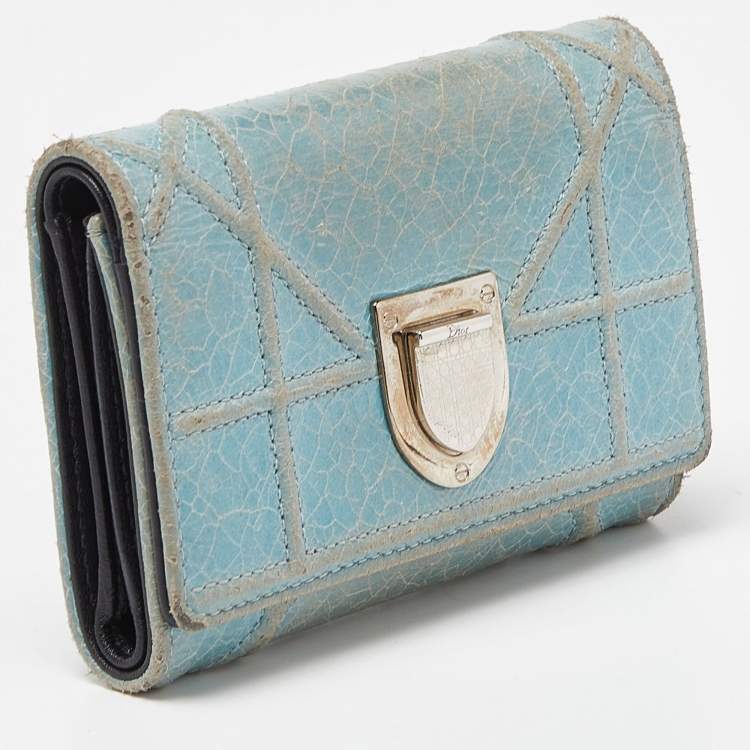 Pre Owned Dior Blue Crinkled Leather Diorama Trifold Wallet