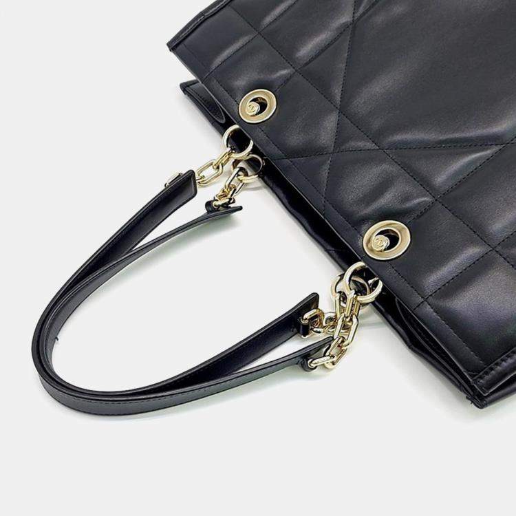 Pre Owned Christian Dior Black Leather Essential Medium Tote Bag