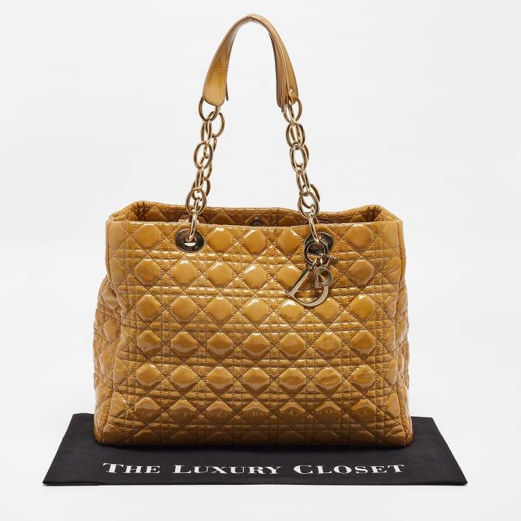 مملوكة مسبقًا Dior Yellow Cannage Patent Leather Large Soft Lady Dior Shopper Tote