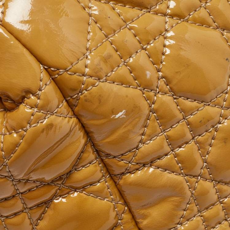مملوكة مسبقًا Dior Yellow Cannage Patent Leather Large Soft Lady Dior Shopper Tote