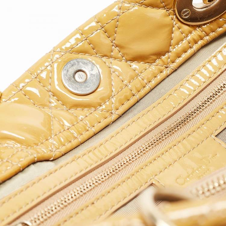 مملوكة مسبقًا Dior Yellow Cannage Patent Leather Large Soft Lady Dior Shopper Tote