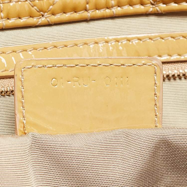 مملوكة مسبقًا Dior Yellow Cannage Patent Leather Large Soft Lady Dior Shopper Tote