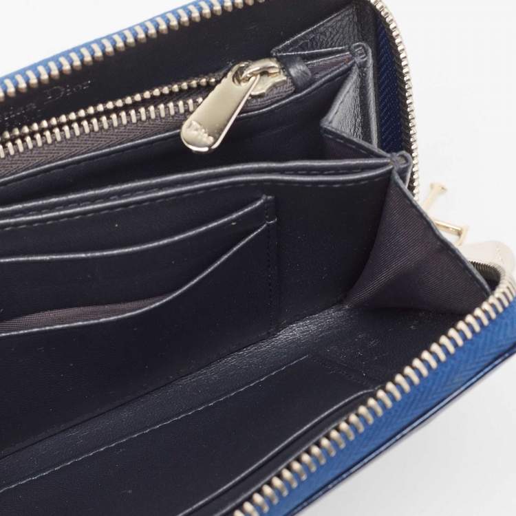 Pre Owned Dior Blue Micro Cannage Patent Leather Diorama Zip Around Wallet