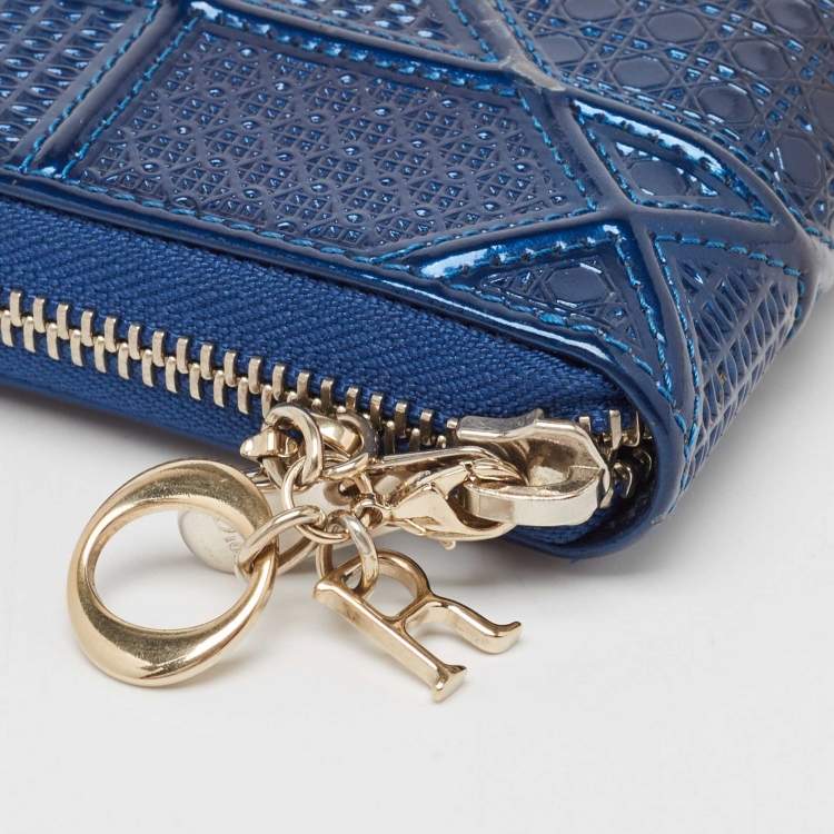 Pre Owned Dior Blue Micro Cannage Patent Leather Diorama Zip Around Wallet