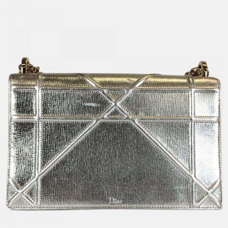 Pre Owned Dior Silver Leather Medium Diorama Shoulder Bag