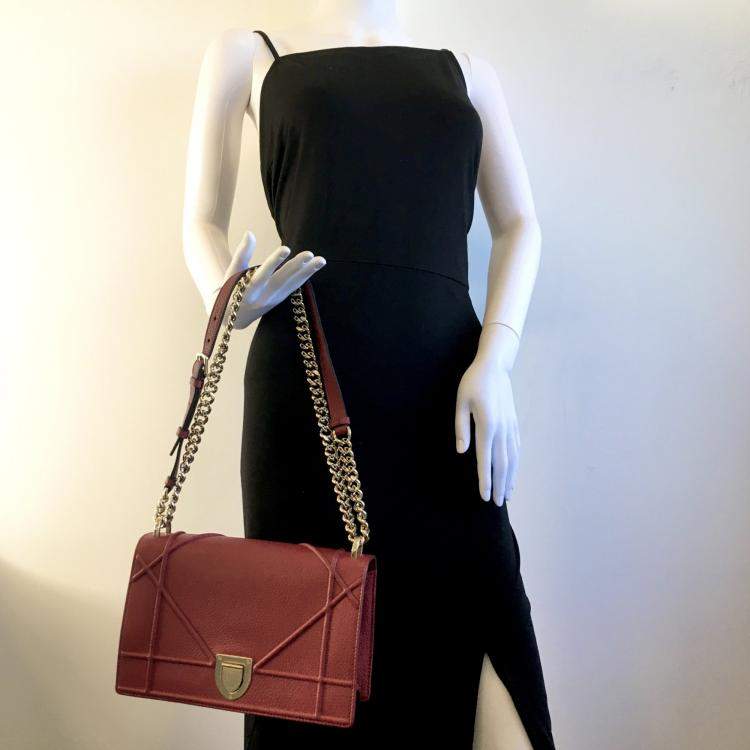 Pre Owned Dior Red Pebbled Leather Medium Diorama Shoulder Bag