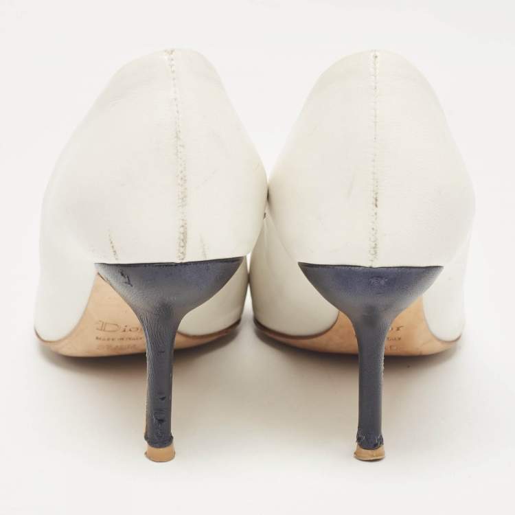 Pre Owned Dior White Leather Flower Applique Peep Toe Pumps Size 37.5