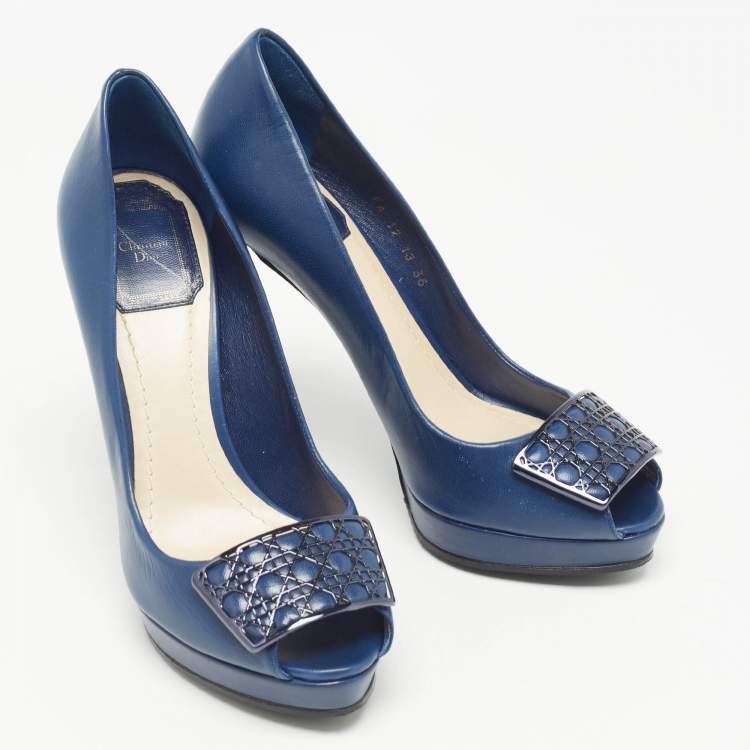 مملوكة مسبقًا Dior Navy Blue Leather Peep Toe Platform Pumps Size 36