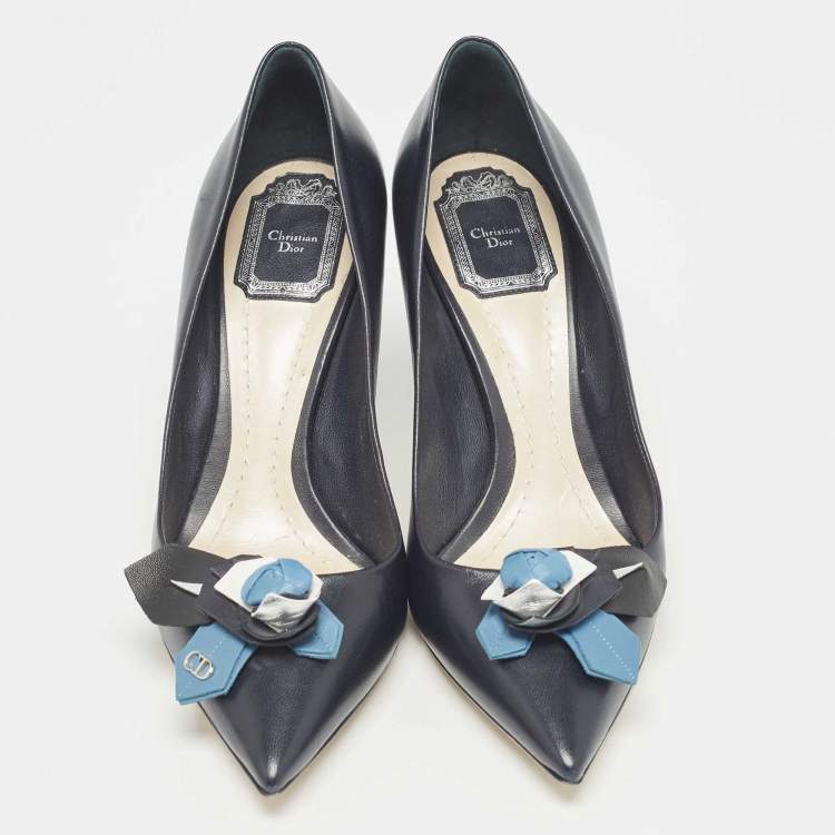 Pre Owned Dior Navy Blue Leather Flower Applique Pumps Size 38.5
