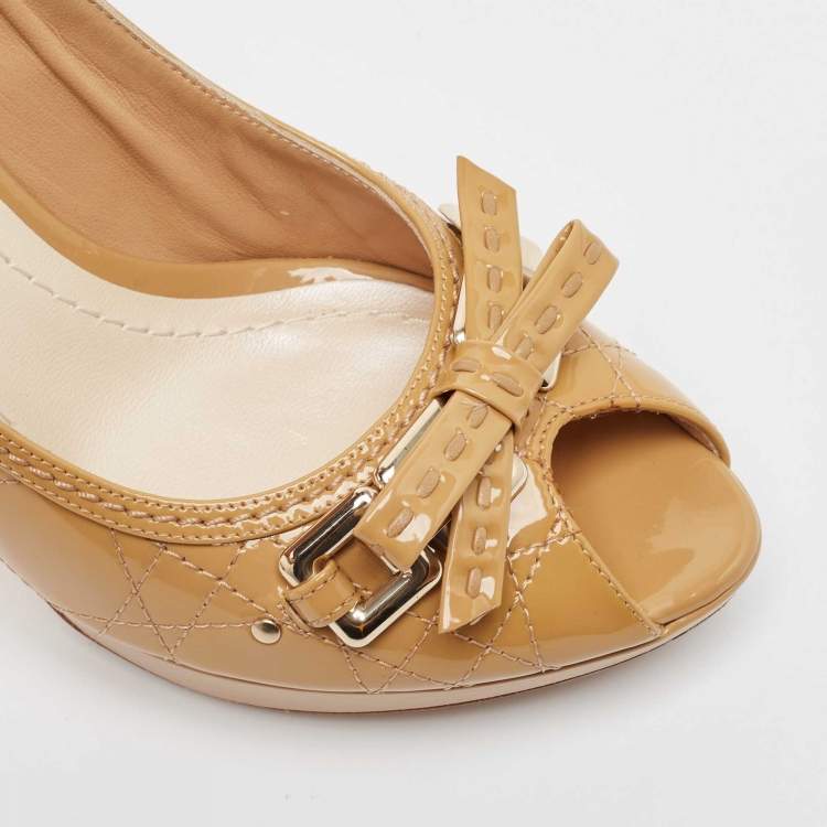 Pre Owned Dior Beige Cannage Patent Bow Peep Toe Pumps Size 38.5