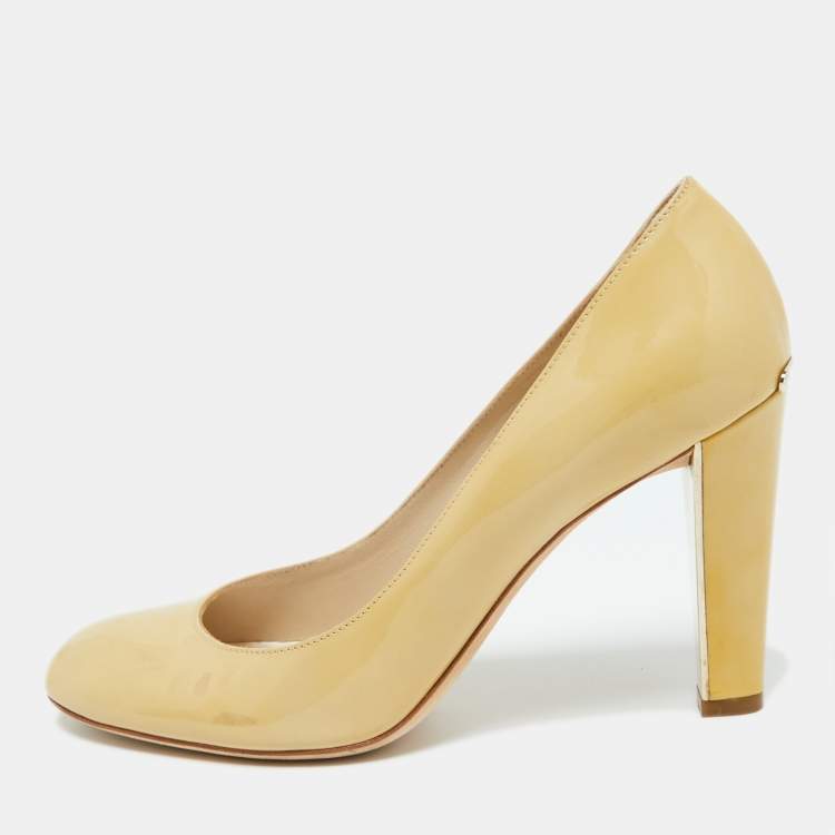 Pre Owned Dior Beige Patent Leather Round Toe Pumps Size 38