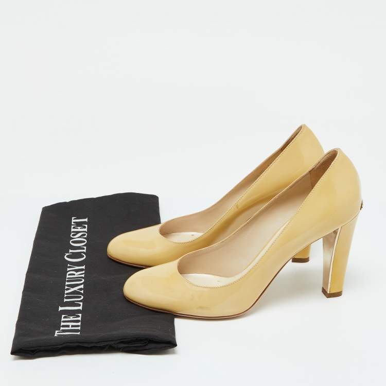 Pre Owned Dior Beige Patent Leather Round Toe Pumps Size 38