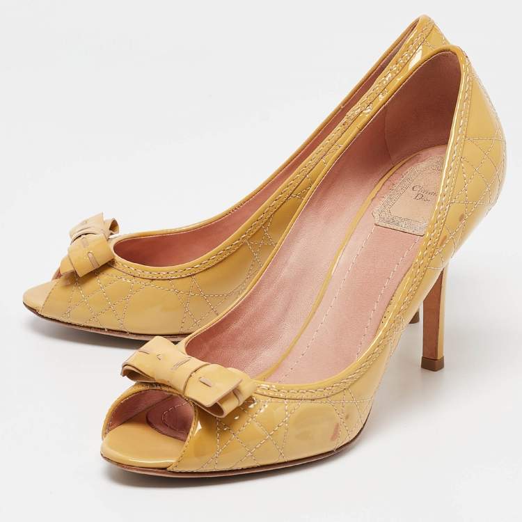 Pre Owned Dior Yellow Patent Leather Peep Toe Pumps Size 38.5
