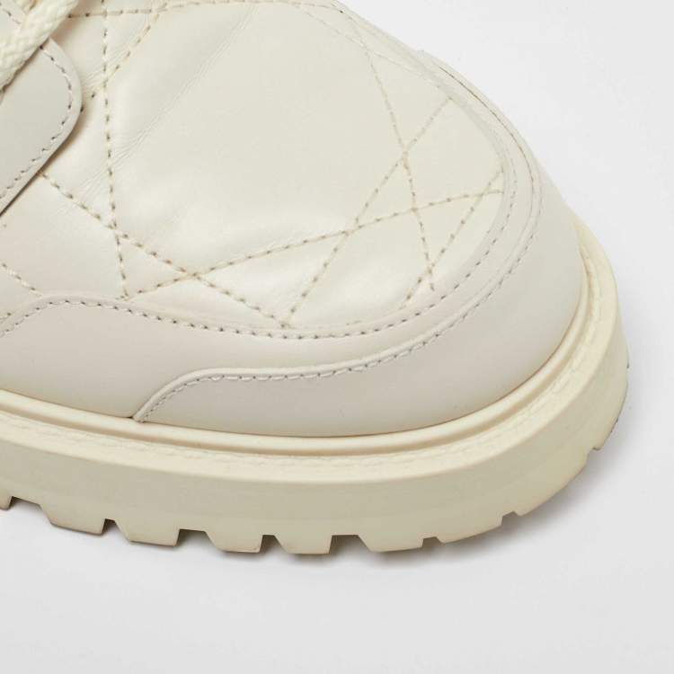 Pre Owned Dior Off White Leather Quilted Cannage D-unit Ankle Length Boots Size 37