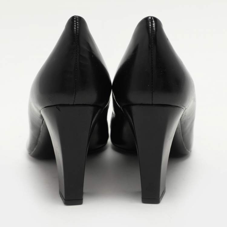 Pre Owned Dior Black Leather Buckle Embellished Pumps Size 37.5