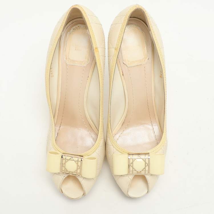 Pre Owned Dior Cream Cannage Patent and Leather Bow Peep Toe Pumps Size 39.5