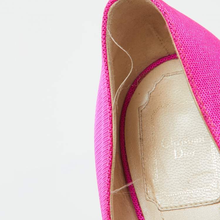 Pre Owned Dior Fuchsia Pink Canvas Flare Heel Pointed Toe Pumps Size 39