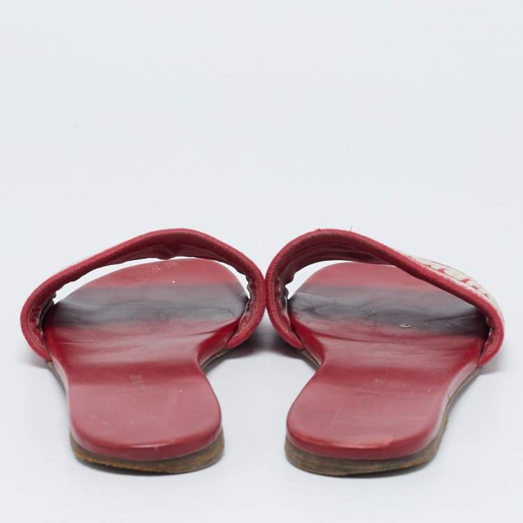Pre Owned Dior Red Embroidered Logo Canvas Dway Flat Sandals Size 39.5