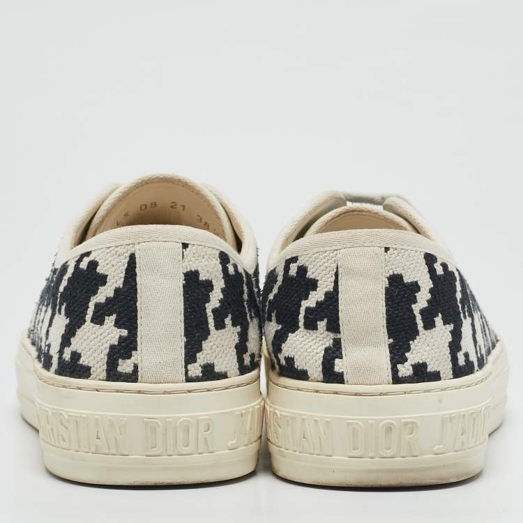 Pre Owned Dior Black/White Canvas Walk'n'Dior Low Top Sneakers Size 38.5