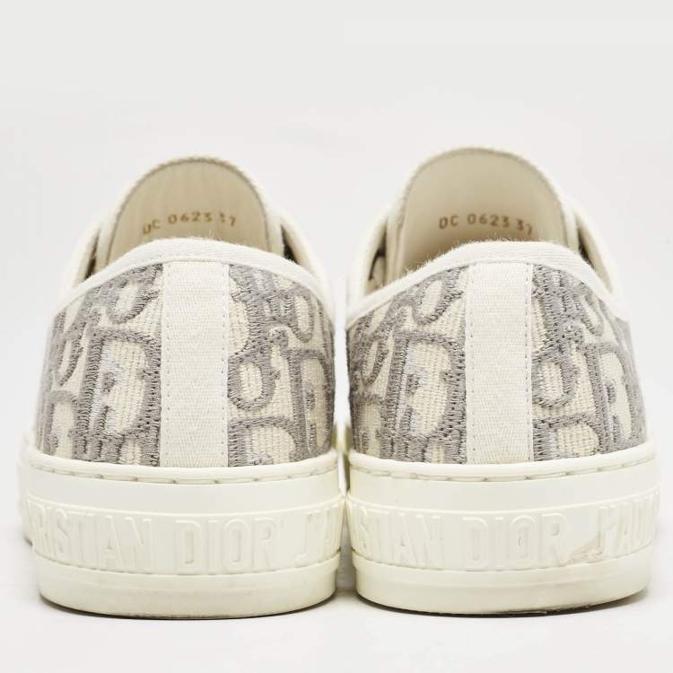 Pre Owned Dior White/Grey Oblique Embroidered Canvas Walk'n'Dior Low Top Sneakers Size 37