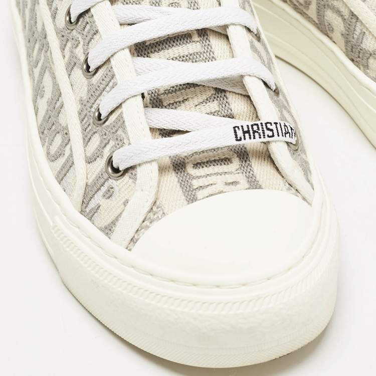 Pre Owned Dior White/Grey Oblique Embroidered Canvas Walk'n'Dior Low Top Sneakers Size 37