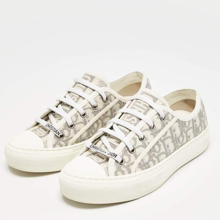 Pre Owned Dior White/Grey Oblique Embroidered Canvas Walk'n'Dior Low Top Sneakers Size 37