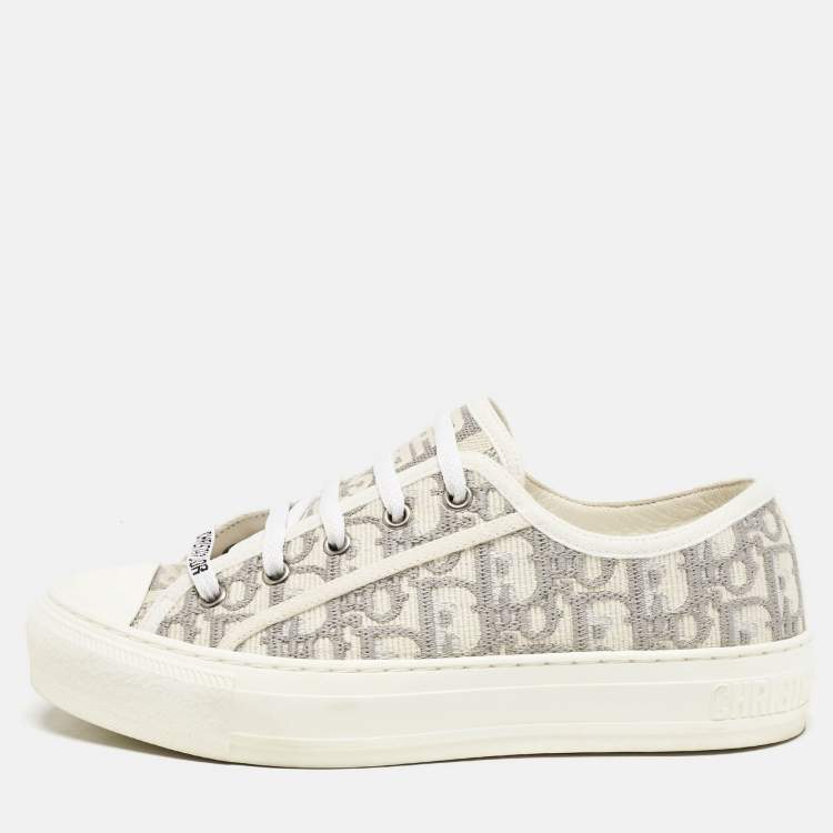 Pre Owned Dior White/Grey Oblique Embroidered Canvas Walk'n'Dior Low Top Sneakers Size 37