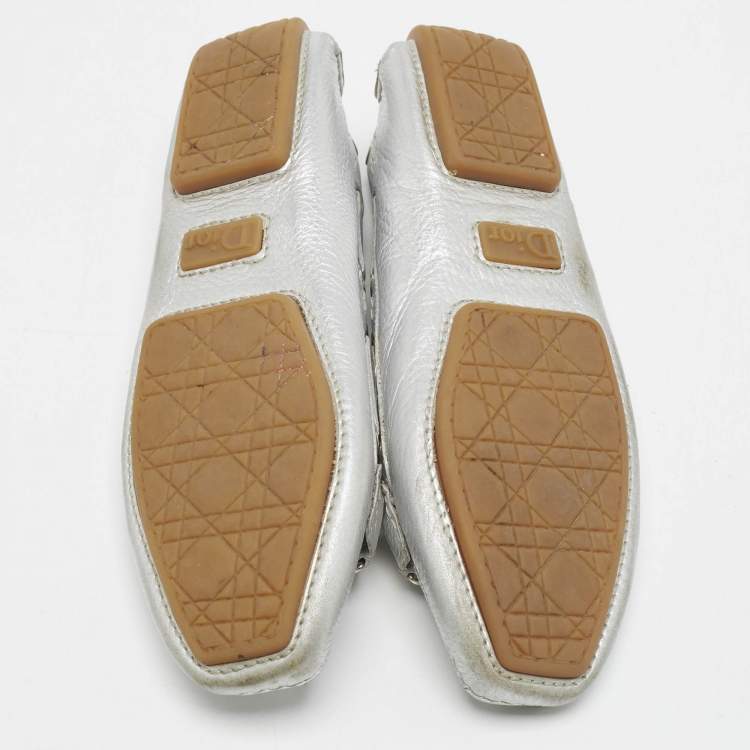 Pre Owned Dior Silver Leather CD Logo Loafers Size 37