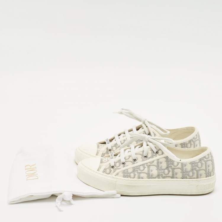 Pre Owned Dior Grey/White Canvas Walk'n'Dior Lace Up Sneakers Size 39