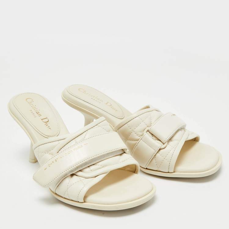 Pre Owned Dior Off White Quilted Leather Diorevolution Slide Sandals Size 37.5
