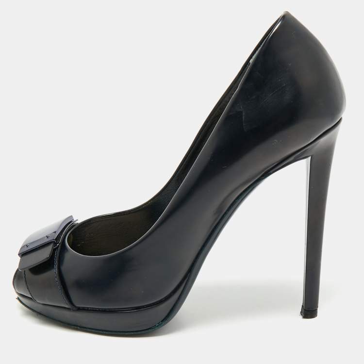 Pre Owned Dior Navy Blue Leather Logo Plaque Peep Toe Pumps Size 38