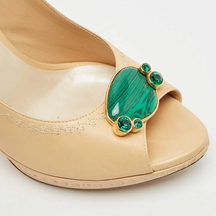 مملوكة مسبقًا Dior Cream Leather and Raffia Embellished Peep Toe Pumps Size 40.5