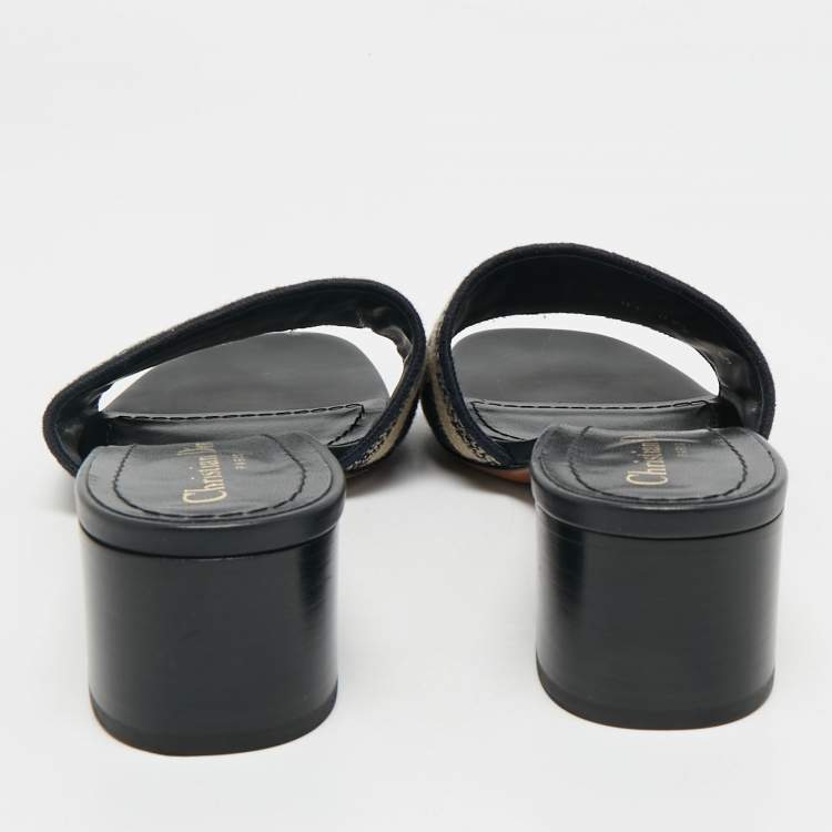 Pre Owned Dior Navy Blue/Black Embroidered Canvas Dway Slide Sandals Size 39