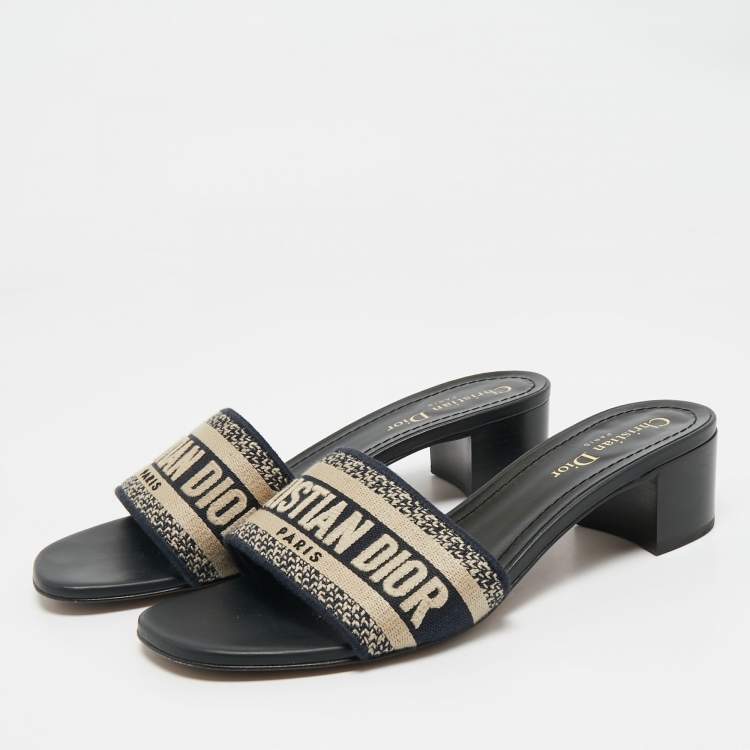 Pre Owned Dior Navy Blue/Black Embroidered Canvas Dway Slide Sandals Size 39