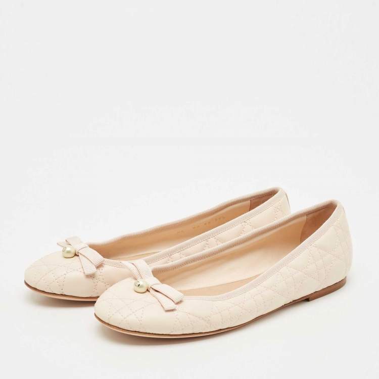 Pre Owned Dior Light Peach Cannage Leather Pearl Bow Ballet Flats Size 39.5