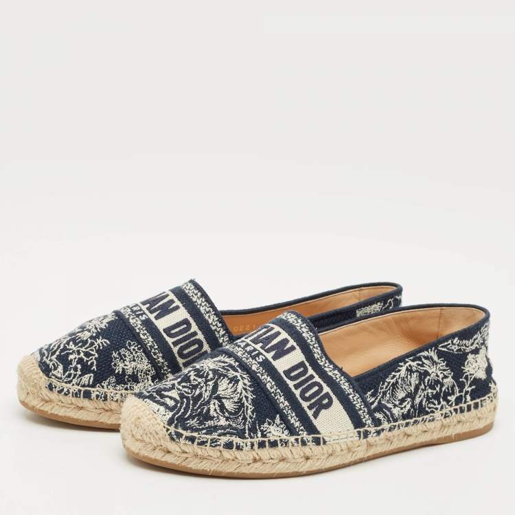 Pre Owned Dior Dark Blue/Beige Oblique Embroidered Canvas Granville Espadrille Flats Size 38