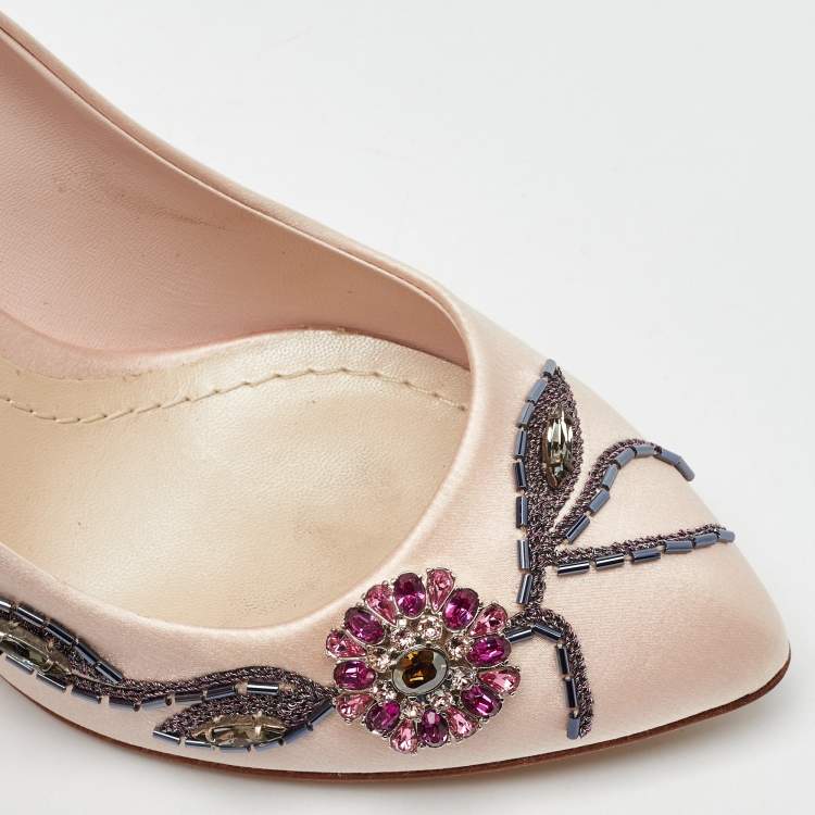 Pre Owned Dior Light Pink Satin Crystal Embellished Flower Pumps Size 38