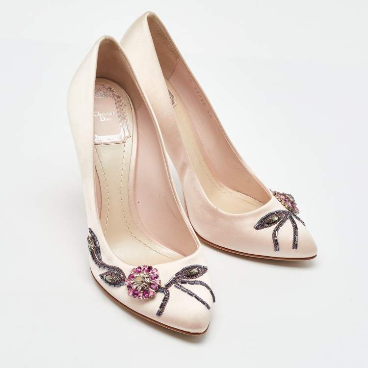 Pre Owned Dior Light Pink Satin Crystal Embellished Flower Pumps Size 38