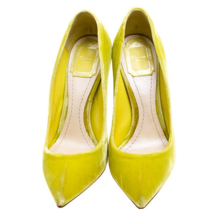 Pre Owned Dior Florescent Yellow Velvet Pointed Toe Pumps Size 37.5