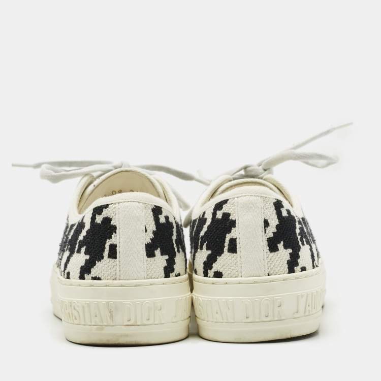 Pre Owned Dior Cream/Back Canvas Walk'n'Dior Lace Up Sneakers Size 35